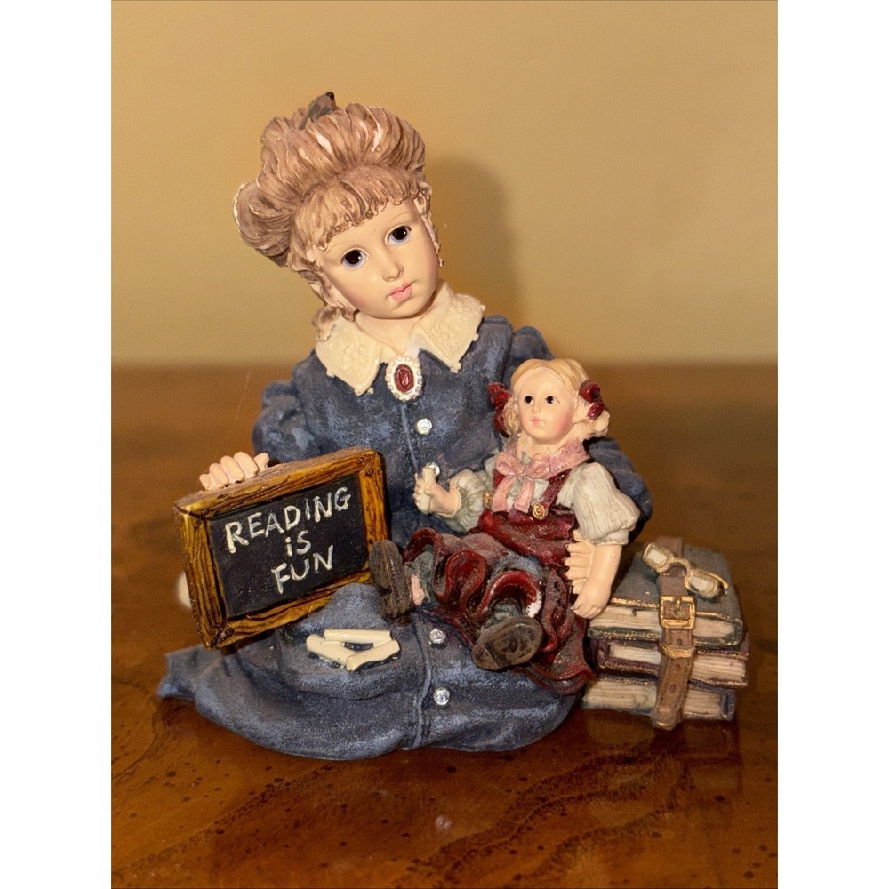 1996 Yesterday's Child Michelle w/ Daisy "Reading is Fun" Style# 3511 Dollstone